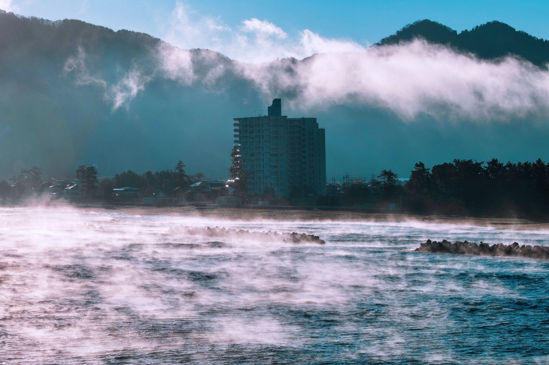 冬の寒さについて…放射冷却とは？